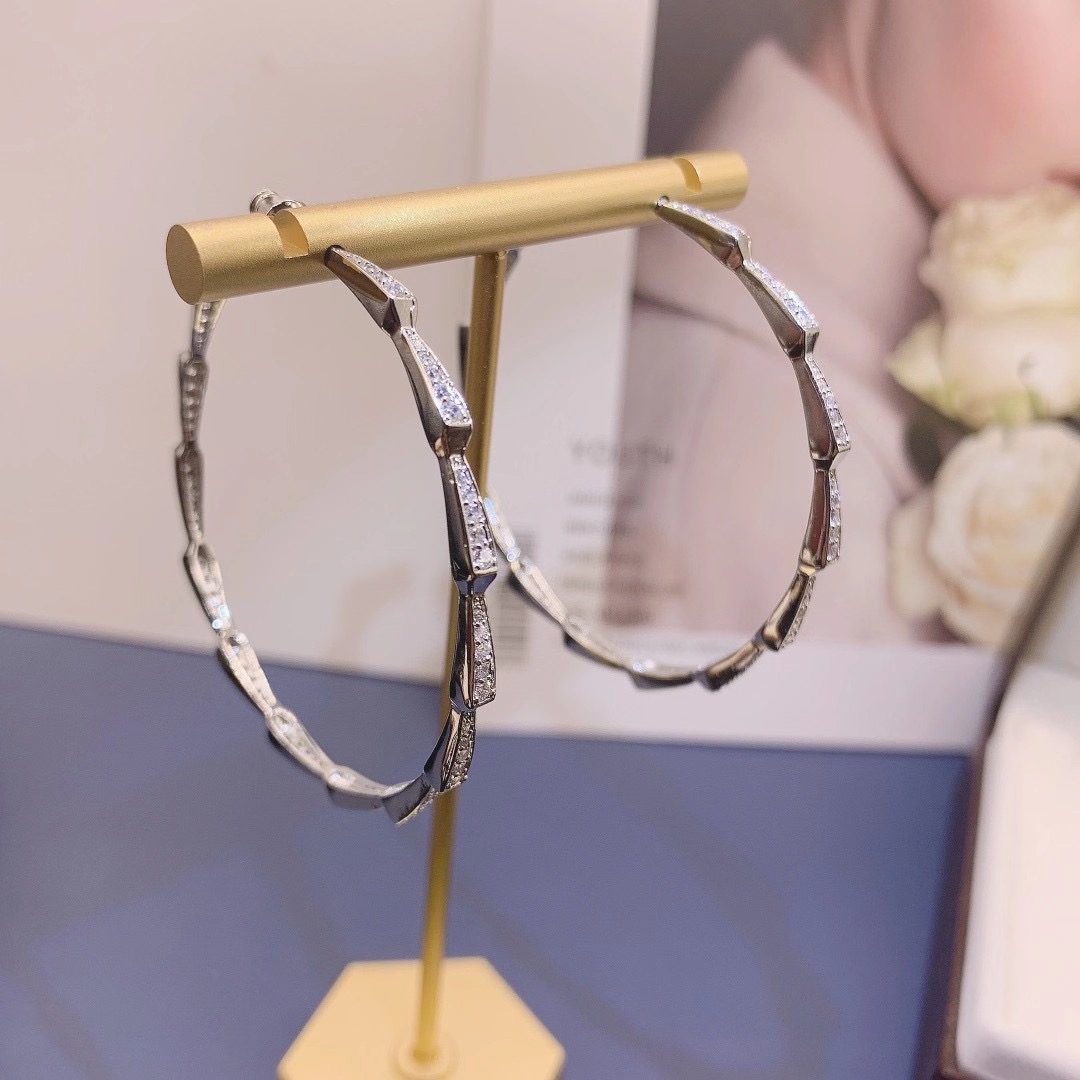 Boucles d'oreilles créoles de  - Women Accessories Dubai avis et prix