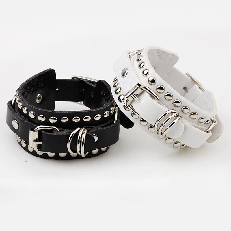 Bracelet Gothique Punk en Cuir - Women'S Emo Accessories avis et prix